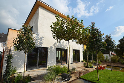 Modernes Flachdach-Holzhaus
